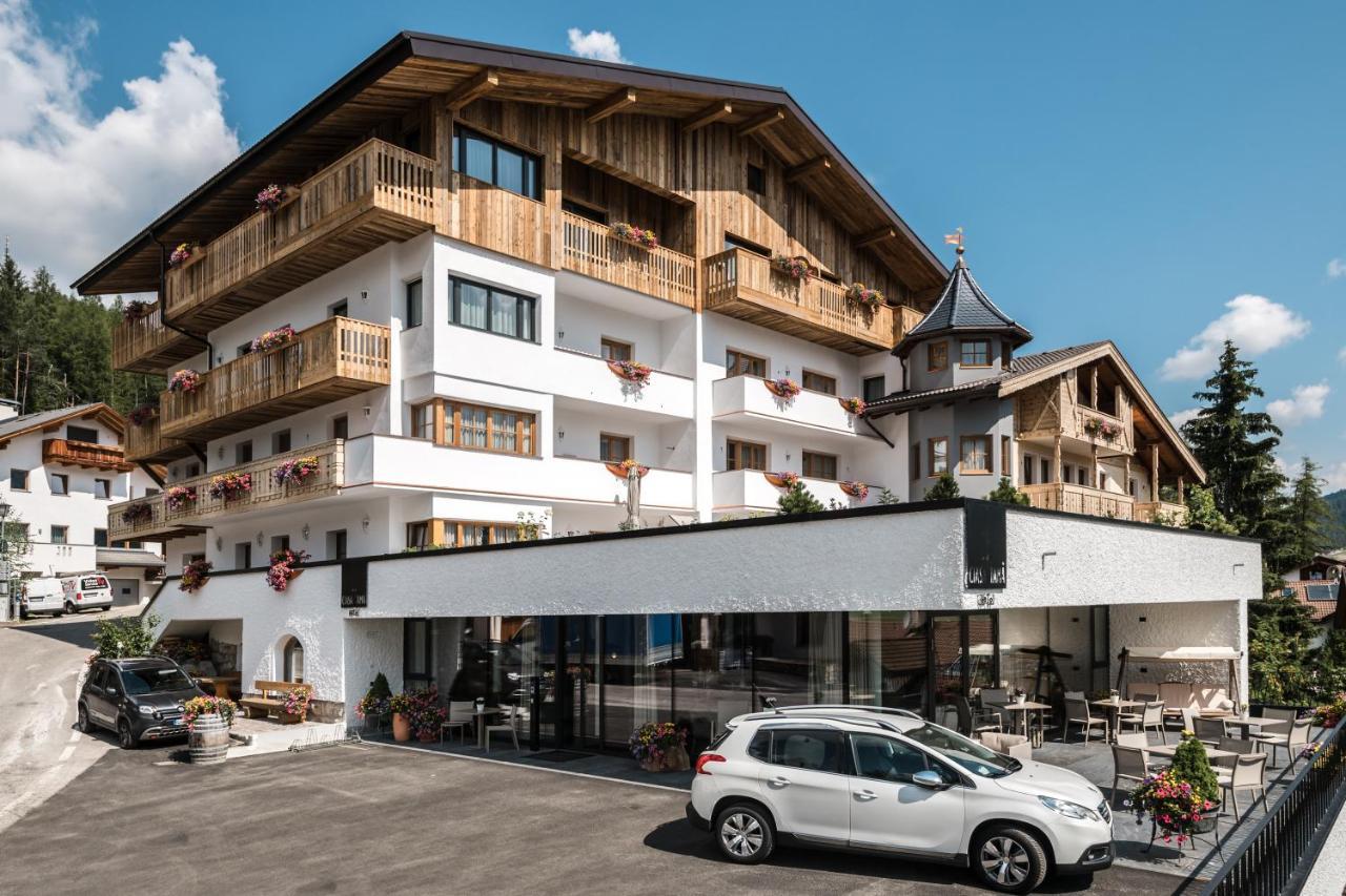 Hotel Ciasa Tama Ла-Вілла Екстер'єр фото