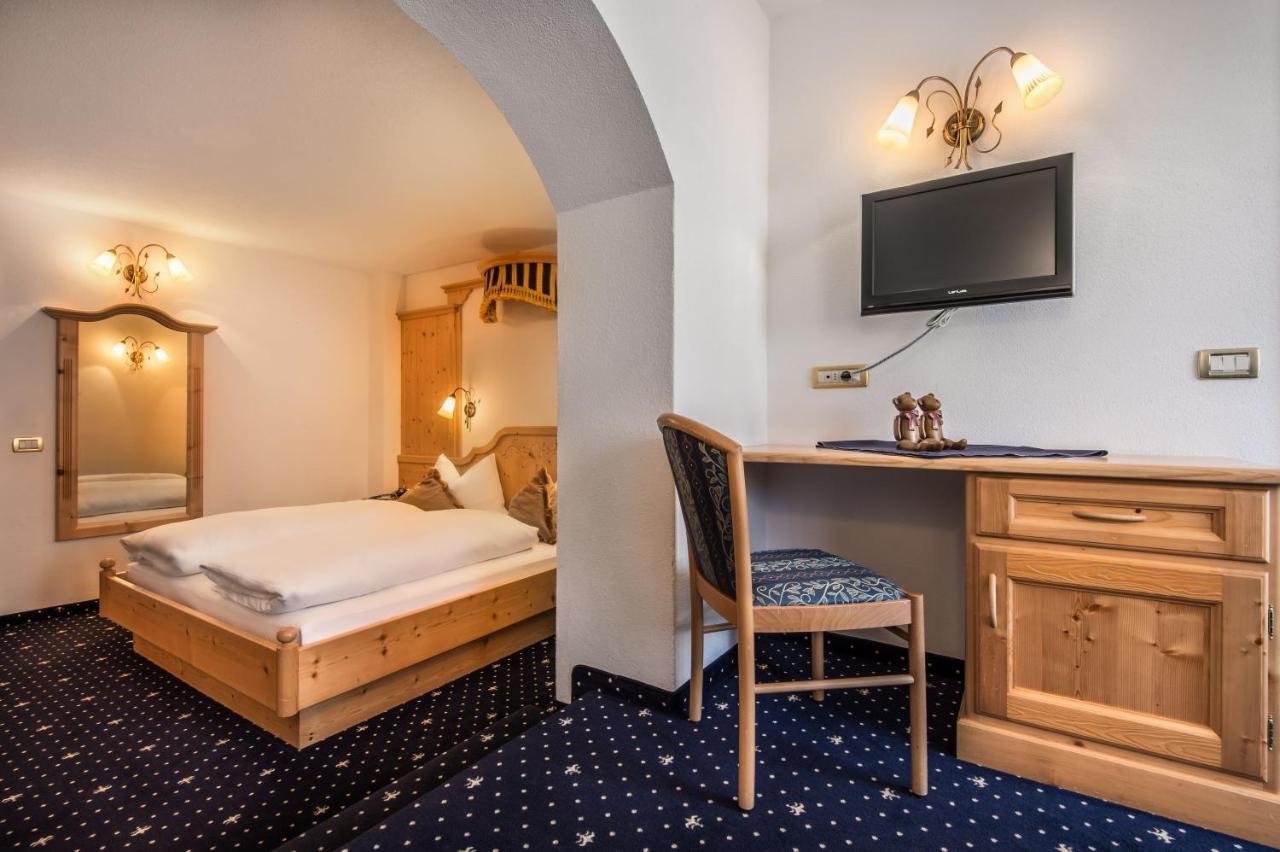 Hotel Ciasa Tama Ла-Вілла Екстер'єр фото